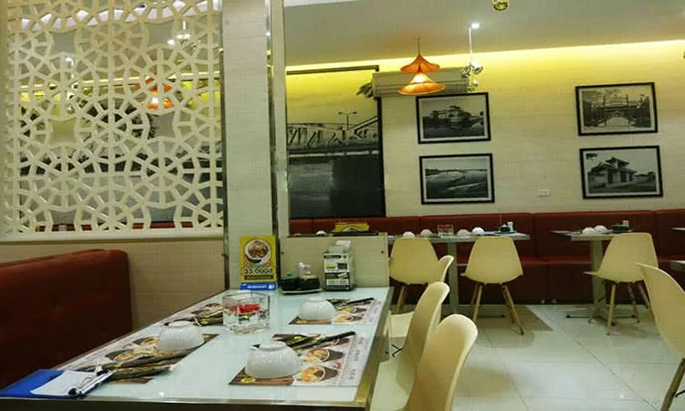 nha-hang-mon-hue-tran-duy-hung-slide-11