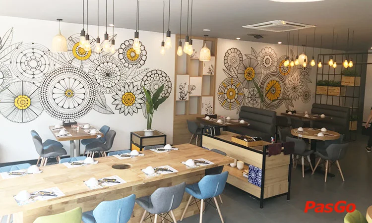 nha-hang-mon-hue-tran-phu-slide-9