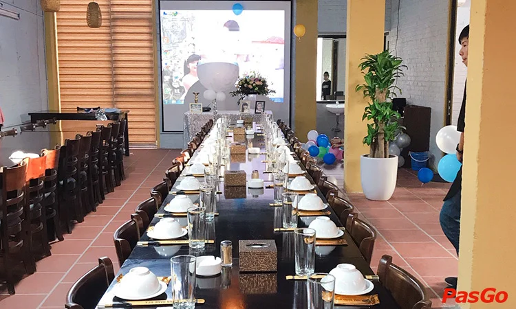 nha-hang-mon-la-pham-van-dong-11