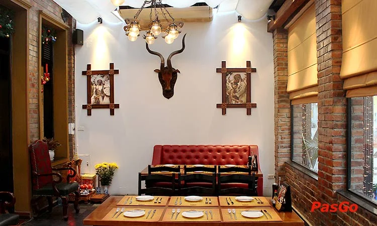 nha-hang-moo-beef-steak-tran-quoc-toan-slide-12