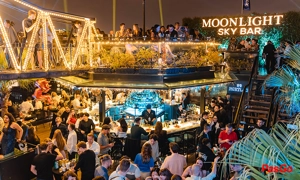 nha-hang-moonlight-sky-bar-ma-may-1