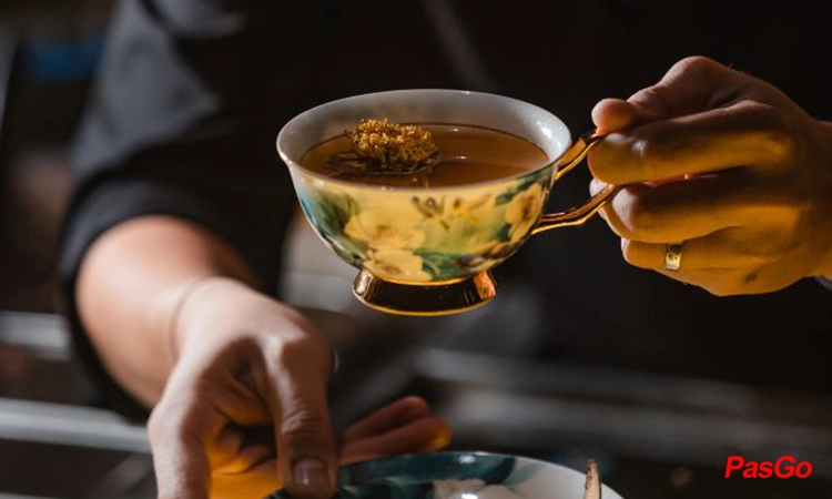 nha-hang-moonlight-sky-bar-ma-may-10