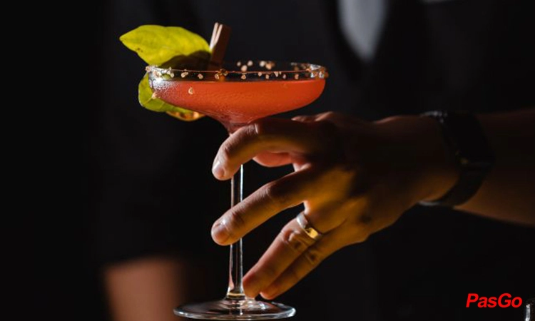 nha-hang-moonlight-sky-bar-ma-may-11