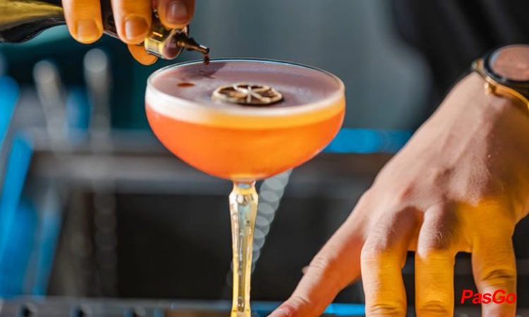 nha-hang-moonlight-sky-bar-ma-may-12