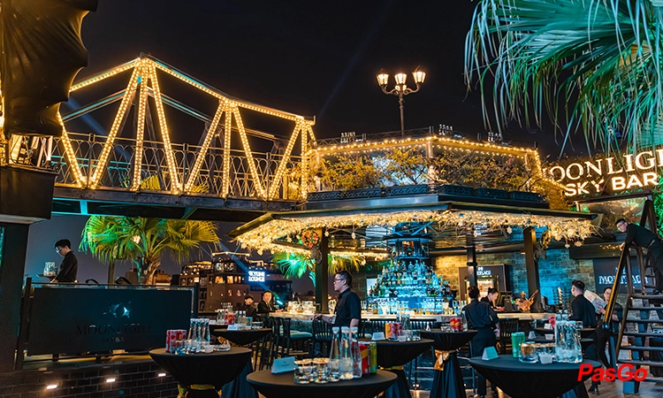 nha-hang-moonlight-sky-bar-ma-may-3
