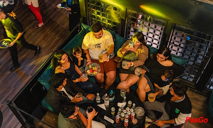nha-hang-moonlight-sky-bar-ma-may-7