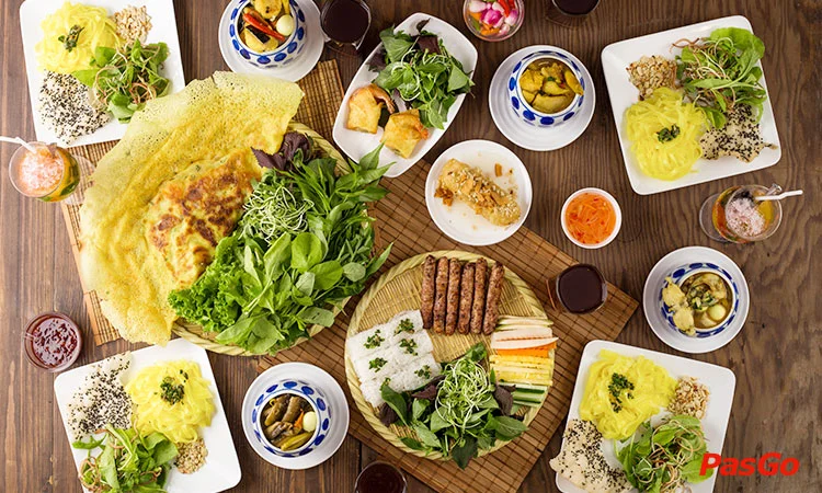 nha-hang-mi-quang-bep-tam-hang-bai-2