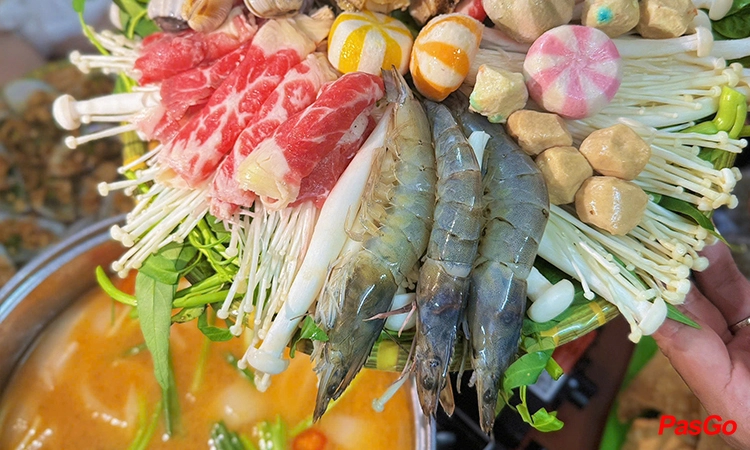 nha-hang-naknu-giang-van-minh-9