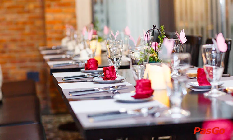 nha-hang-nep-vang-him-lam-slide-10