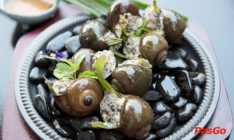 nha-hang-nep-vang-him-lam-slide-6