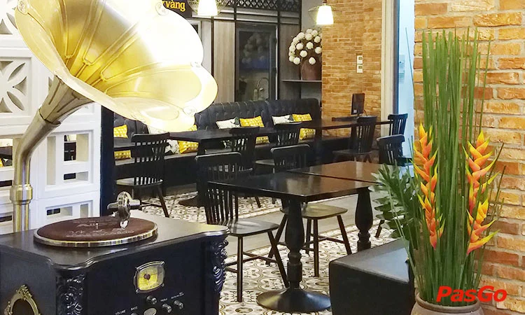 nha-hang-nep-vang-him-lam-slide-9