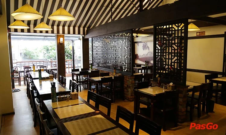 nha-hang-net-hue-hang-bong-slide-11