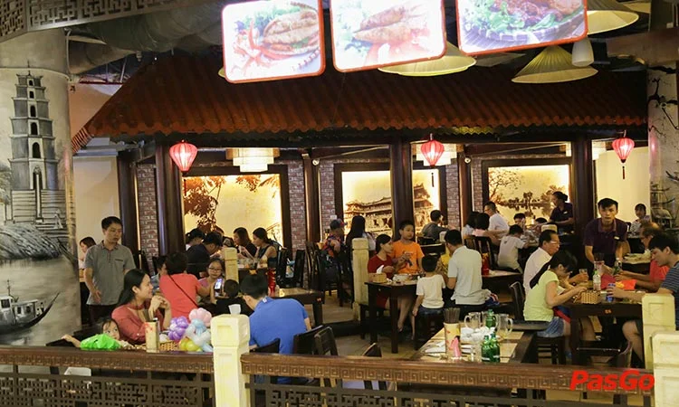 nha-hang-net-hue-royal-city-slide-11