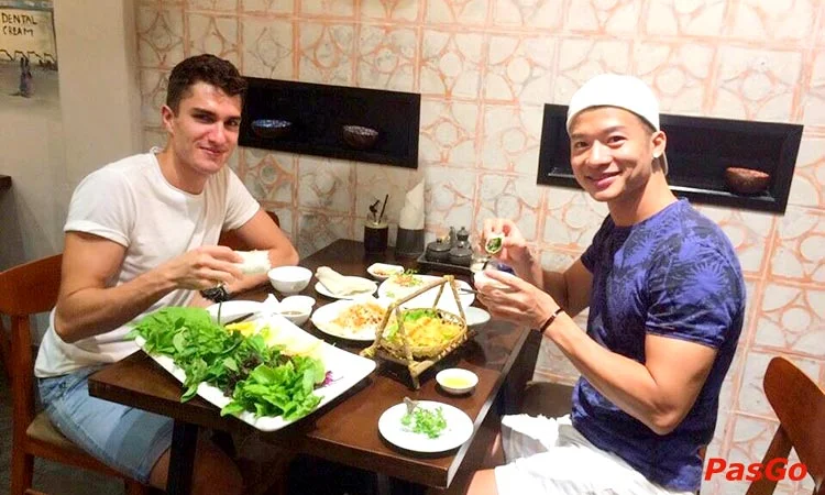 nha-hang-net-sai-gon-lang-ha-slide-12