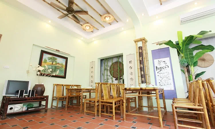 nha-hang-ngoai-o-63-tran-duy-hung-12