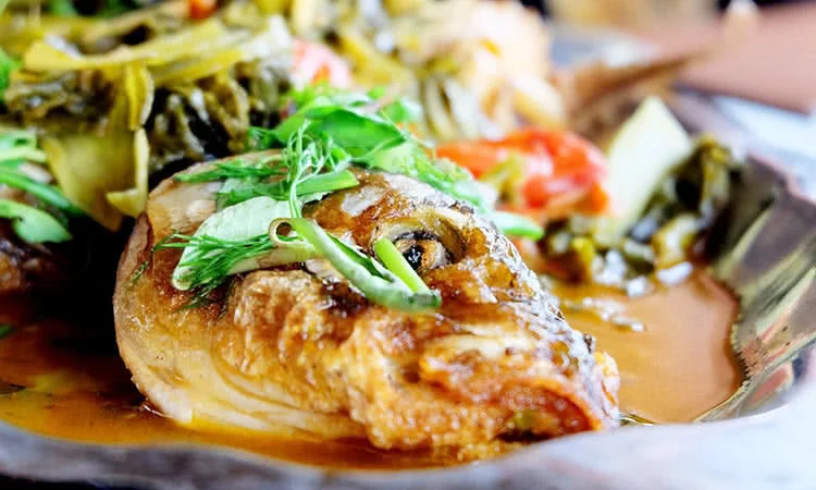 nha-hang-ngoai-o-63-tran-duy-hung-2