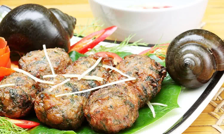 nha-hang-ngoai-o-63-tran-duy-hung-3