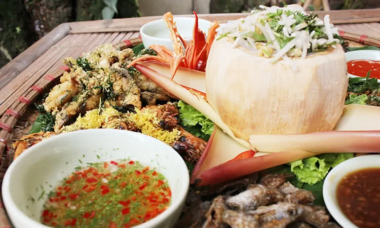 nha-hang-ngoai-o-nguyen-gia-thieu-than-thuong-huong-vi-viet-xua-5