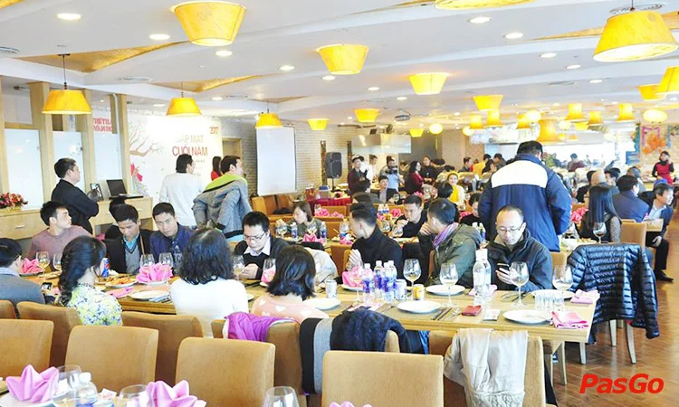 nha-hang-ngoc-mai-vang-hoi-tu-tinh-hoa-am-thuc-viet-11