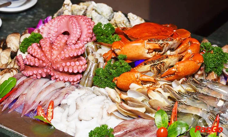 nha-hang-ngoc-mai-vang-hoi-tu-tinh-hoa-am-thuc-viet-7