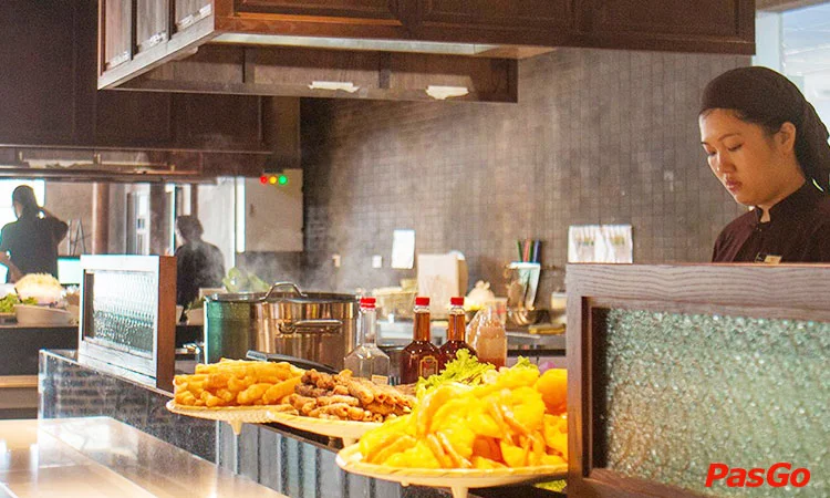 nha-hang-ngon-37-big-c-thang-long-12