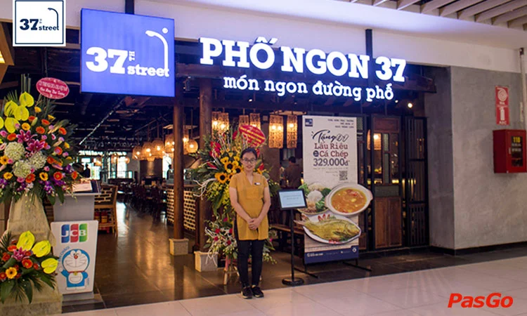 nha-hang-ngon-37-big-c-thang-long-9