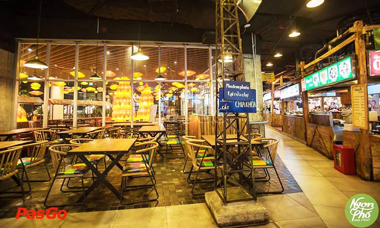 nha-hang-ngon-pho-aeon-mall-slide-10