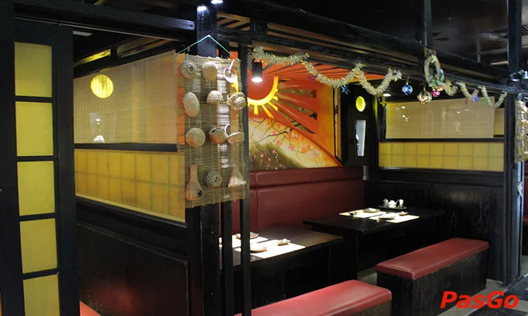 nha-hang-ngon-sushi-the-manor-11