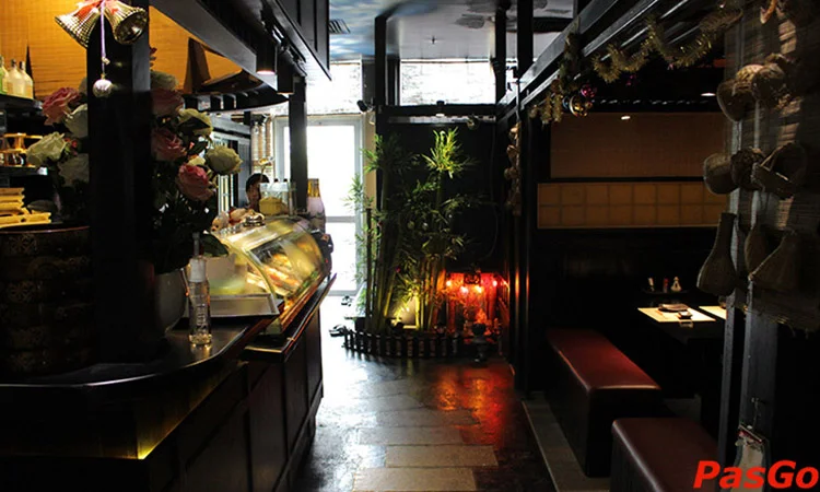 nha-hang-ngon-sushi-the-manor-12