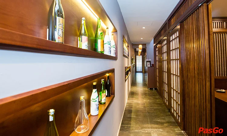 nha-hang-nhat-ban-kien-do-akaari-van-mieu-10