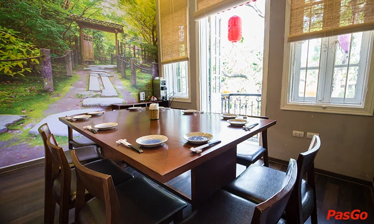 nha-hang-nhat-ban-kien-do-akaari-van-mieu-12