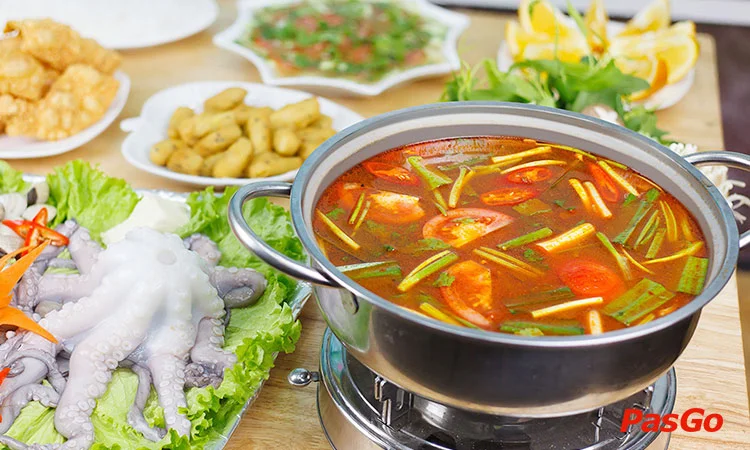 nha-hang-nhat-oanh-tran-quoc-hoan-slide-5