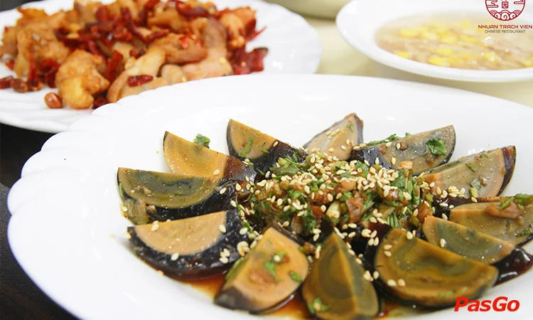 nha-hang-nhuan-trach-vien-le-van-thiem-7