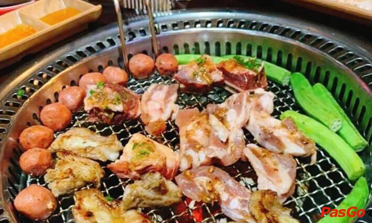 nha-hang-nice-buffet-nguyen-van-ba-10