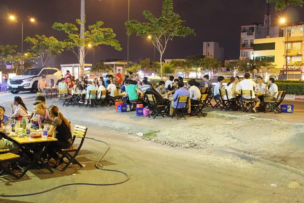 nha-hang-ninja-bbq-khong-gian-3