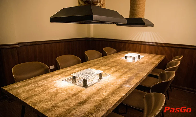 Nhà hàng Nobu Kuroge Wagyu Restaurant Phan Kế Bính nướng cao cấp Nhật Bản 10