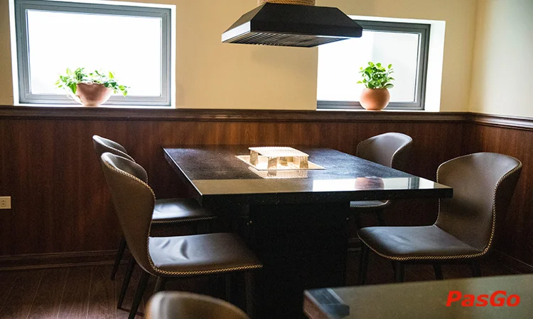 Nhà hàng Nobu Kuroge Wagyu Restaurant Phan Kế Bính nướng cao cấp Nhật Bản 12