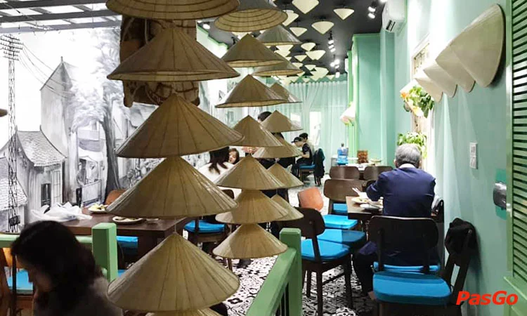 nha-hang-non-xua-phan-chu-trinh-12