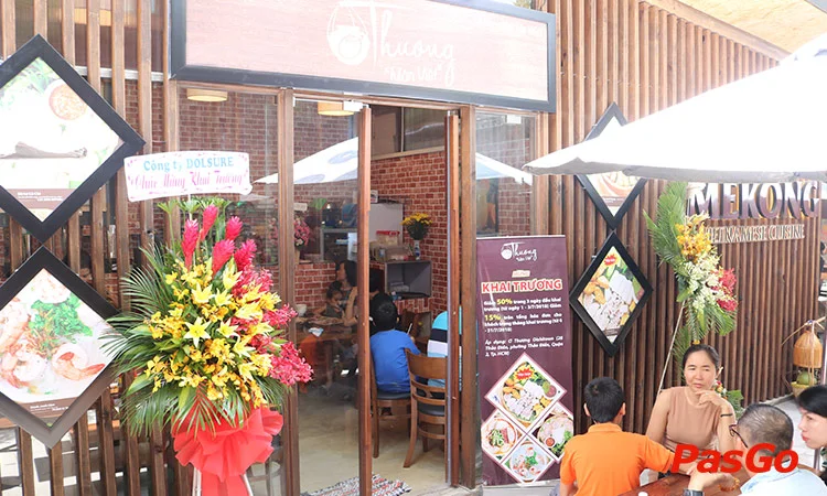 nha-hang-o-thuong-thao-dien-12