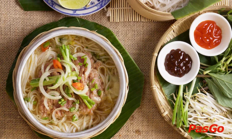 nha-hang-o-thuong-thao-dien-7