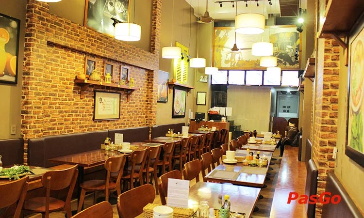 nha-hang-o-thuong-tran-quang-khai-11