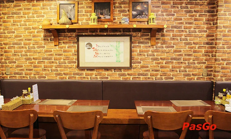 nha-hang-o-thuong-tran-quang-khai-12