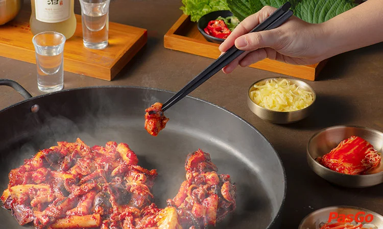 nha-hang-octopus-king-aeon-mall-long-bien-4