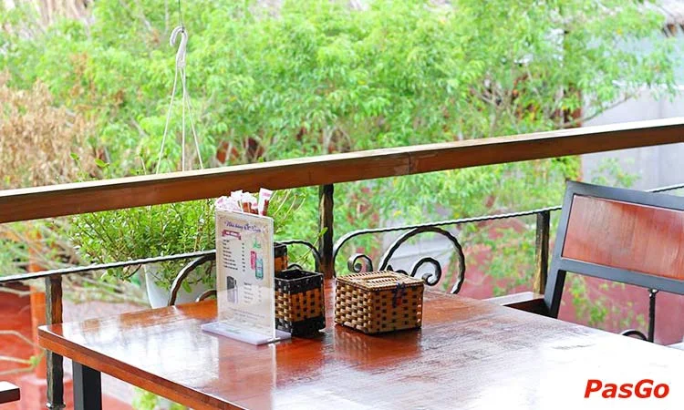 nha-hang-ot-xanh-an-duong-slide-11