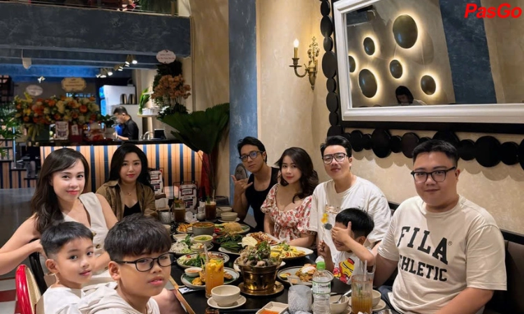 nha-hang-pai-kin-khao-giang-vo-18