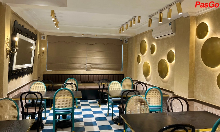 nha-hang-pai-kin-khao-giang-vo-8