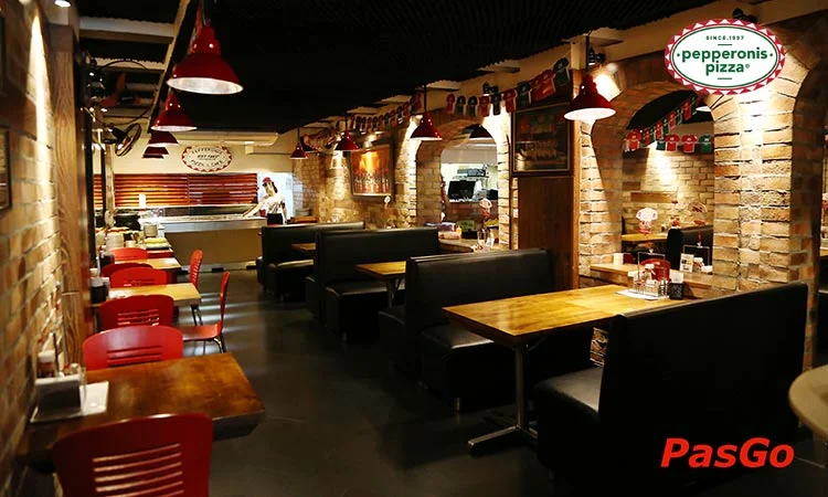 nha-hang-pepperonis-mipec-11