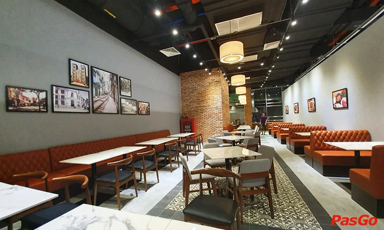 nha-hang-pho-1983-gold-view-12