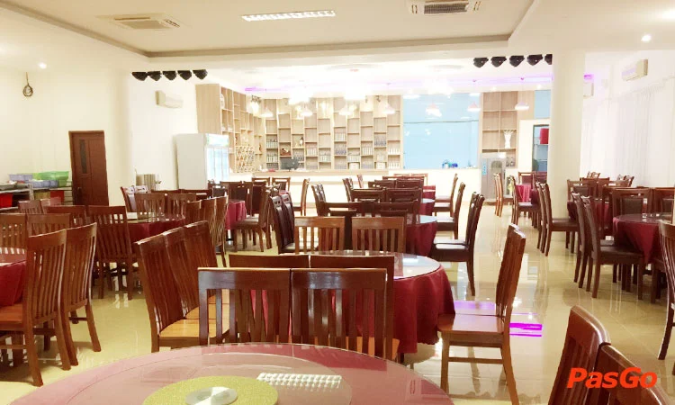 nha-hang-pho-bien-dao-xanh-14