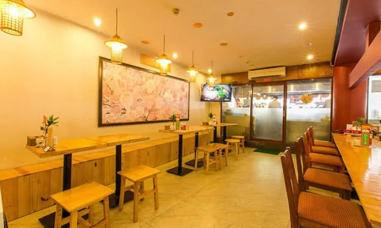 nha-hang-pho-haru-pho-duc-chinh-quan-1-11